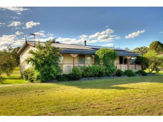 Cottages on Lovedale - Cottage No. 2 (2 bedroom) Guest house, Lovedale - 2