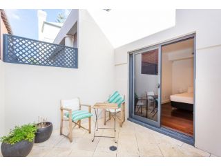 Cottesloe Aqua Retreat - Executive Escapes Villa, Perth - 4
