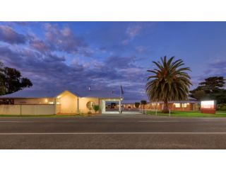 Country Gardens Motor Inn Hotel, Cowra - 2