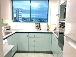 Holiday Apartment in Surfers Paradise, Gold Coast Apartment, Gold Coast - 1