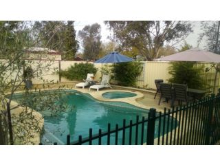 Courtsidecottage Bed and Breakfast Bed and breakfast, Euroa - 4