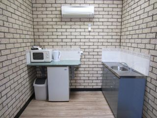 Cowra Crest Motel Hotel, Cowra - 1