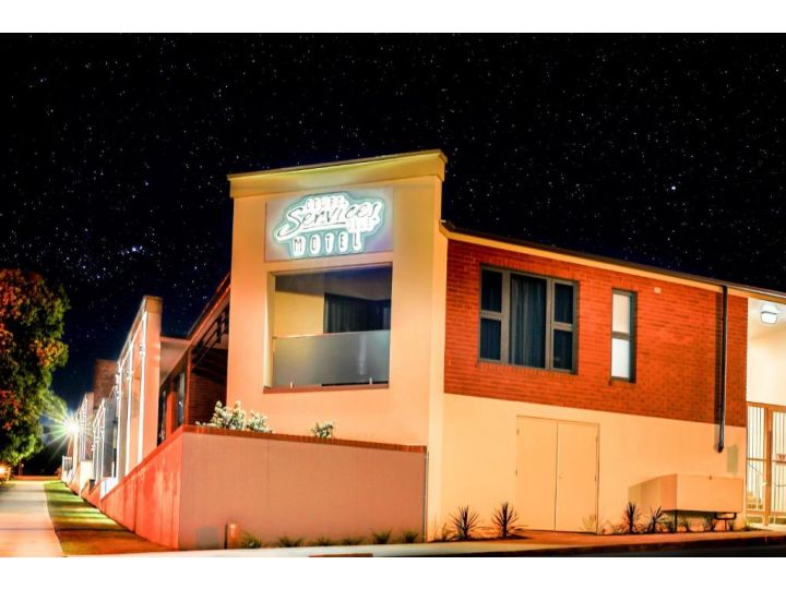 Cowra Services Club Motel Hotel, Cowra - imaginea 1