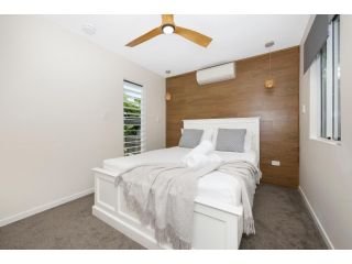 Cosy 2 bedroom home Guest house, Townsville - 5