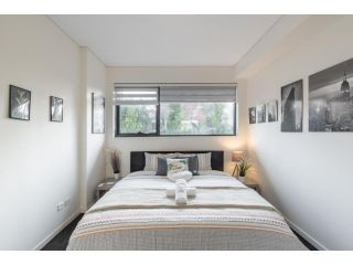 Cozy Kingbed Apt Study Homebush Sleeps 5 Apartment, Sydney - 2