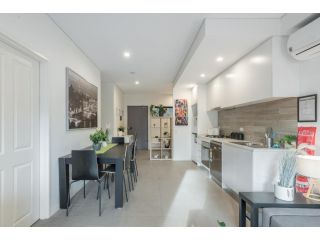 Cozy Kingbed Apt Study Homebush Sleeps 5 Apartment, Sydney - 5