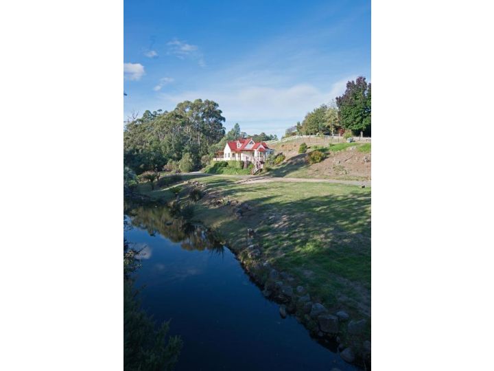Crabtree Riverfront Cottages Apartment, Tasmania - imaginea 2