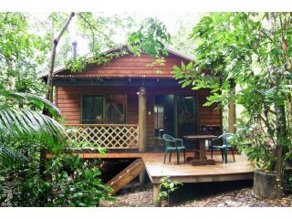 Crater Lakes Rainforest Cottages Accomodation, Yungaburra - 3