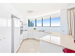 Crown Towers Resort Private Apartments Apartment, Gold Coast - 4