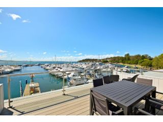 Crows Nest Apartment, Nelson Bay - 2
