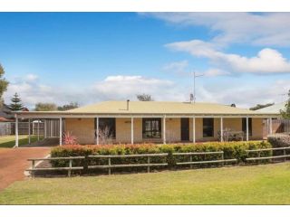 Crystal Shores - Quindalup Guest house, Quindalup - 2