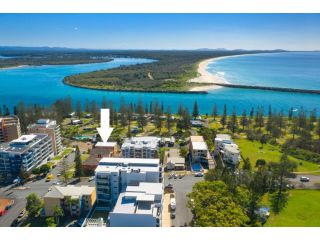 Crystal Waters 2, 2 Munster Street Apartment, Port Macquarie - 2