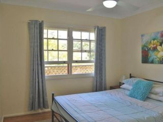 Cuddles Cottage 4 Christmas Bush Avenue - holiday house near Dutchies Guest house, Nelson Bay - 5