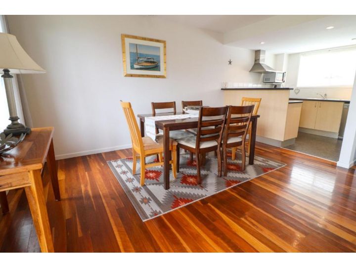 Currawong Deluxe Townhouse 439 Apartment, Cams Wharf - imaginea 11