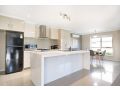 Cute and Cosy 2 Bedroom Unit in Summerhill Apartment, Kings Park - thumb 14