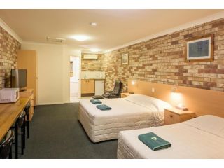 D'Aguilar Hotel Motel Hotel, Queensland - 2