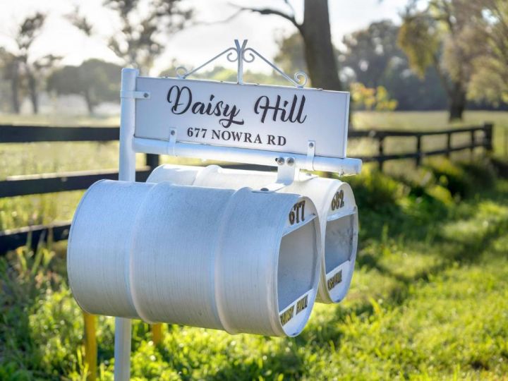 DAISY HILL Southern Highlands 4pm Check Out Sundays except Peak season Guest house, Moss Vale - imaginea 1