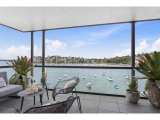 SUTH19 - Waterfront Sails Apartment, Sydney - 4