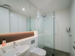 Burwood Studio Apartment, Sydney - 4