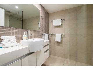 Darwin Executive Suites - 2 Bedroom City Apartments Apartment, Darwin - 3