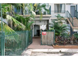 CitySide Apartment - 2 Bedroom with Private Courtyard Apartment, Darwin - 5