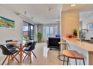 Darwin Waterfront Luxury Apartment Apartment, Darwin - 1