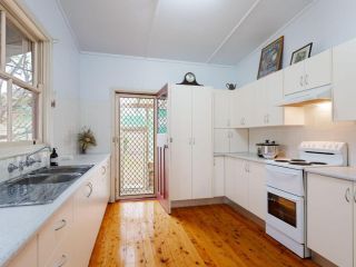 'Daves Place', 27 Rigney St - Holiday house with WIFI, Aircon & Boat Parking Guest house, Shoal Bay - 4