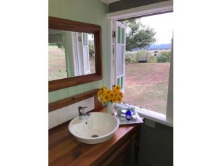 Dayboro - Blue Ridge Lavender Cottage Guest house, Queensland - 3