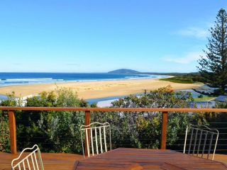 DECK 34 Gerroa 4pm check out Sundays Guest house, Gerroa - 2