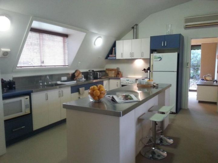 Deedy's Nest -Couple's Retreat at Mystery Bay Guest house, Mystery Bay - imaginea 4