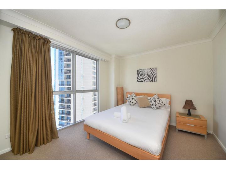 Deluxe Chevron Renaissance Apartment, Gold Coast - imaginea 19
