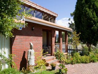 Derwent Retreat Guest house, Tasmania - 4