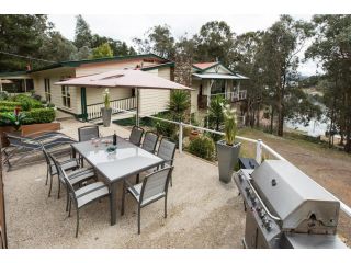 Devinegetaway Guest house, Eildon - 4