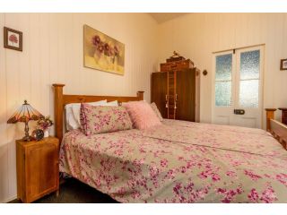 Dillons Cottage Guest house, Stanthorpe - 3