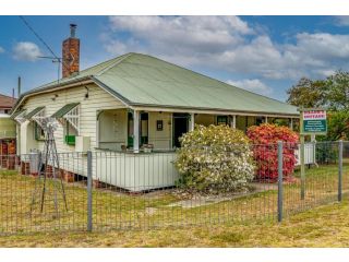 Dillons Cottage Guest house, Stanthorpe - 2