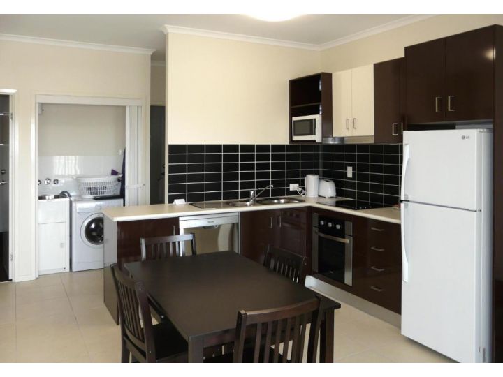 Property Vine - Monterey Moranbah, formerly Direct Hotels - Monterey Moranbah Aparthotel, Queensland - imaginea 1