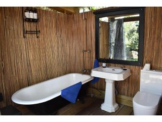 Discover Bali in Booker Bay Guest house, Booker Bay - 3