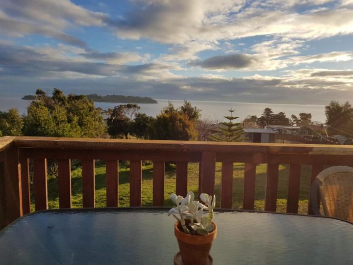 Discover Bruny Island Holiday Accommodation Guest house, Alonnah - imaginea 15