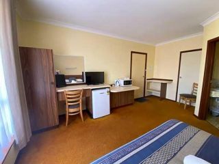 Donnybrook Motel Hotel, Western Australia - 5