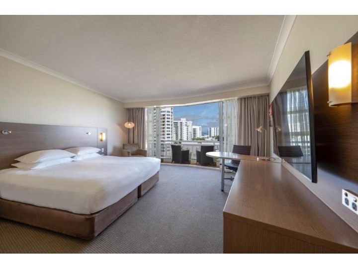 DoubleTree by Hilton Cairns Hotel, Cairns - imaginea 7