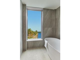 Doubletree By Hilton Perth Waterfront Hotel, Perth - 5