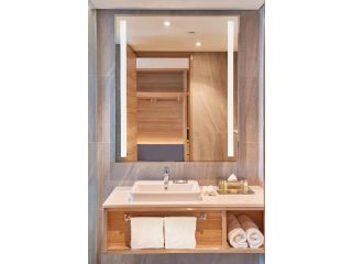 Doubletree By Hilton Perth Waterfront Hotel, Perth - 3