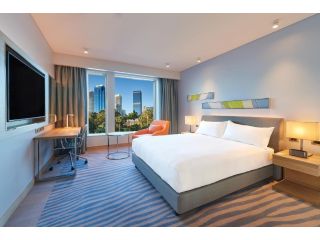 Doubletree By Hilton Perth Waterfront Hotel, Perth - 2