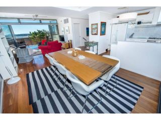 DRIFTWOOD, CONTEMPORARY TOWNHOUSE WITH DUAL OCEAN VIEWS Villa, Boat Harbour - 4