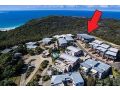 DRIFTWOOD, CONTEMPORARY TOWNHOUSE WITH DUAL OCEAN VIEWS Villa, Boat Harbour - thumb 11