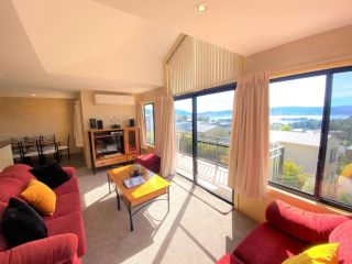Dromaius 5 - Great Views of The Snowy Mountains Guest house, Jindabyne - 5