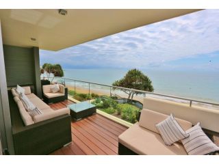 Dune On The Beach Apartment, Bargara - 2