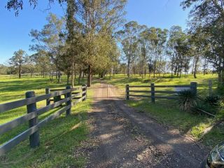 Dungog Farmstay - Kingaley Guest house, Victoria - 3