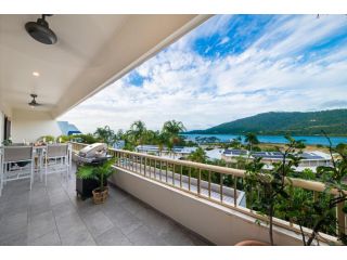 Eagles Nest On Airlie Apartment, Airlie Beach - 2