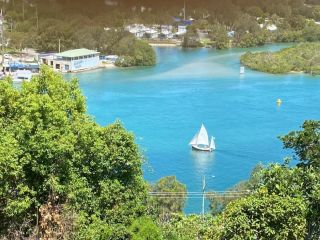 BIRDS EYE VIEW PANORAMA - 180 Degree Sea & River Views Guest house, Tweed Heads - 2